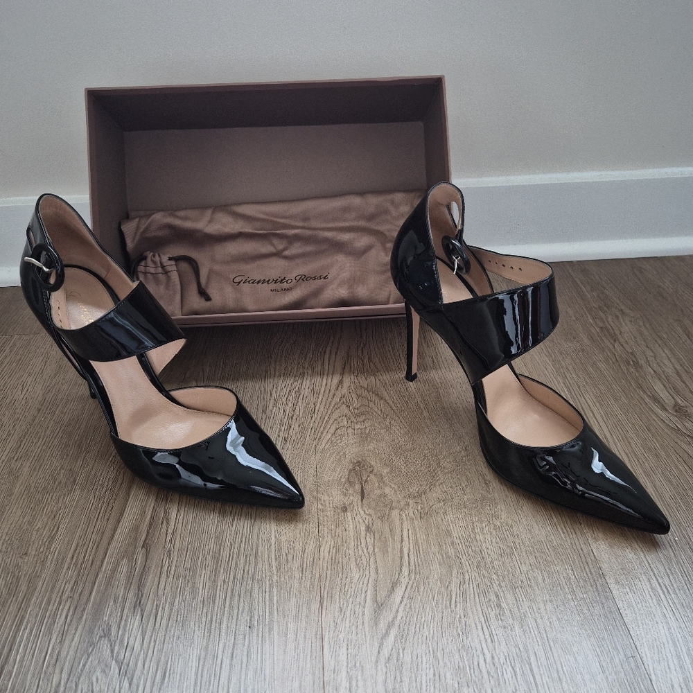 Elegant Black Stiletto Heels